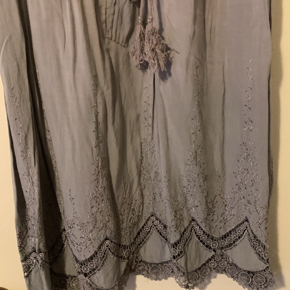 Grey blouse for summer - Picture 5 of 6